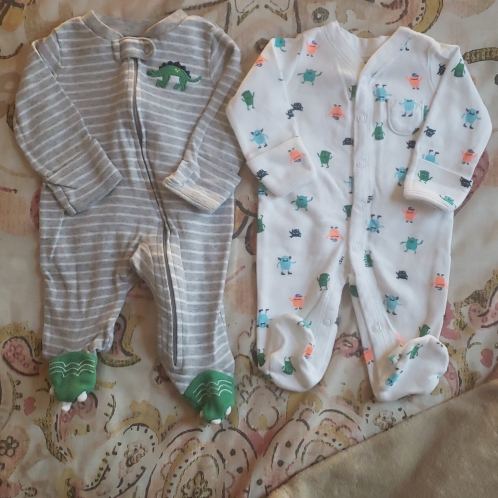 Carters Pajama Bundle Size Newborn - Picture 2 of 12